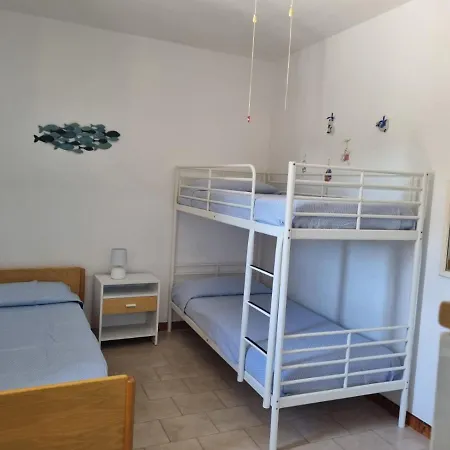 Villa Al centro del paese Santa Teresa di Gallura Esterno foto